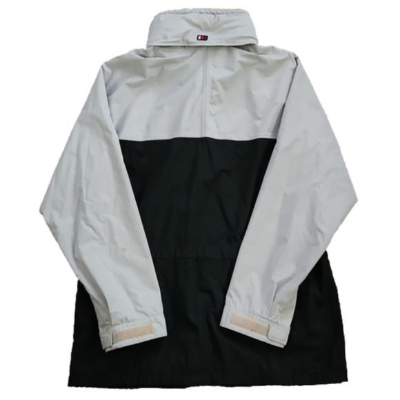 HELLY Hanson Black Silver & Red Winter Coat - Picture 3 of 9